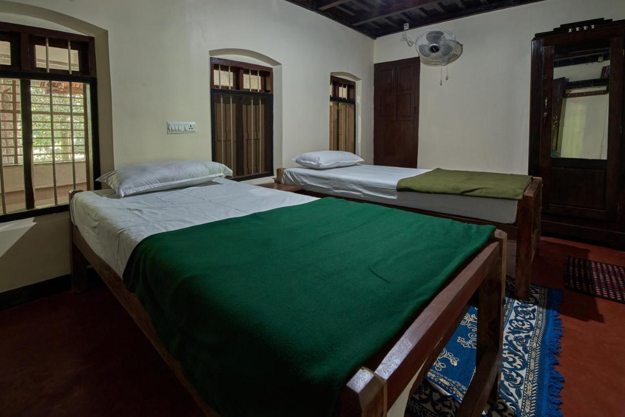 The Mana-Heritage Stay - Chengazhimattam Mana Kottayam Eksteriør billede