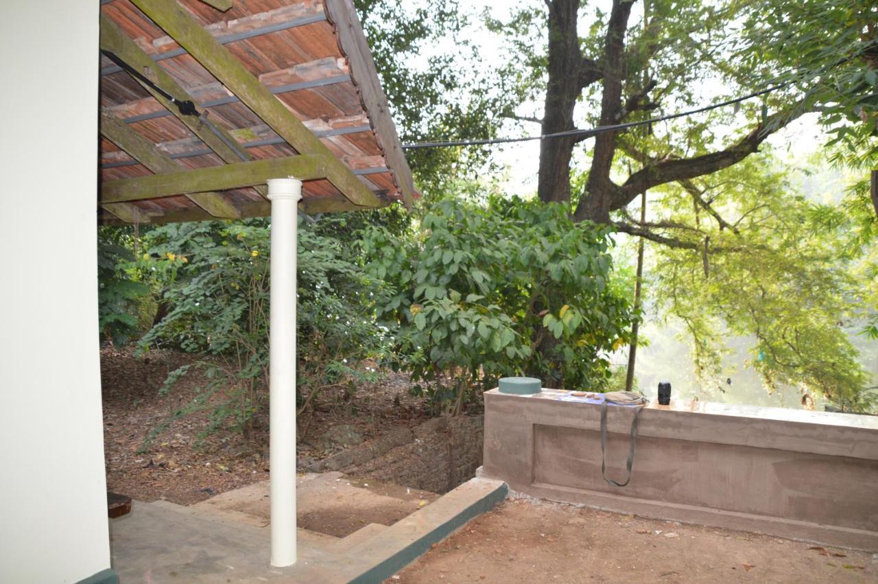 The Mana-Heritage Stay - Chengazhimattam Mana Kottayam Eksteriør billede