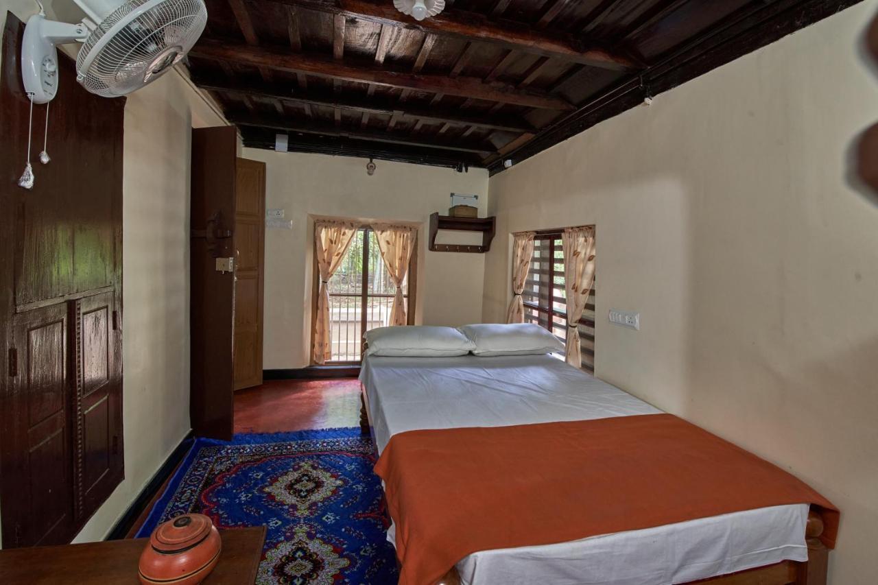 The Mana-Heritage Stay - Chengazhimattam Mana Kottayam Eksteriør billede