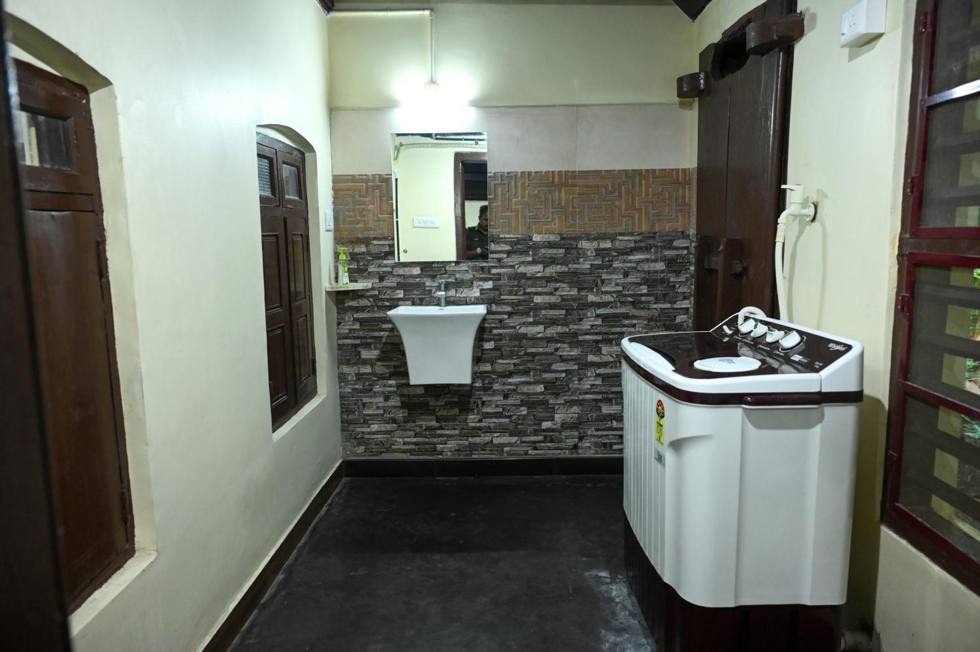 The Mana-Heritage Stay - Chengazhimattam Mana Kottayam Eksteriør billede